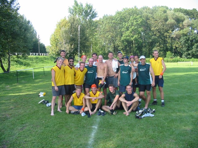 Fuj (Yellow jerseys) and thebigEZ in Hungary